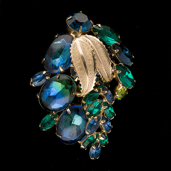 Weiss Brooch A Weiss brooch;?all