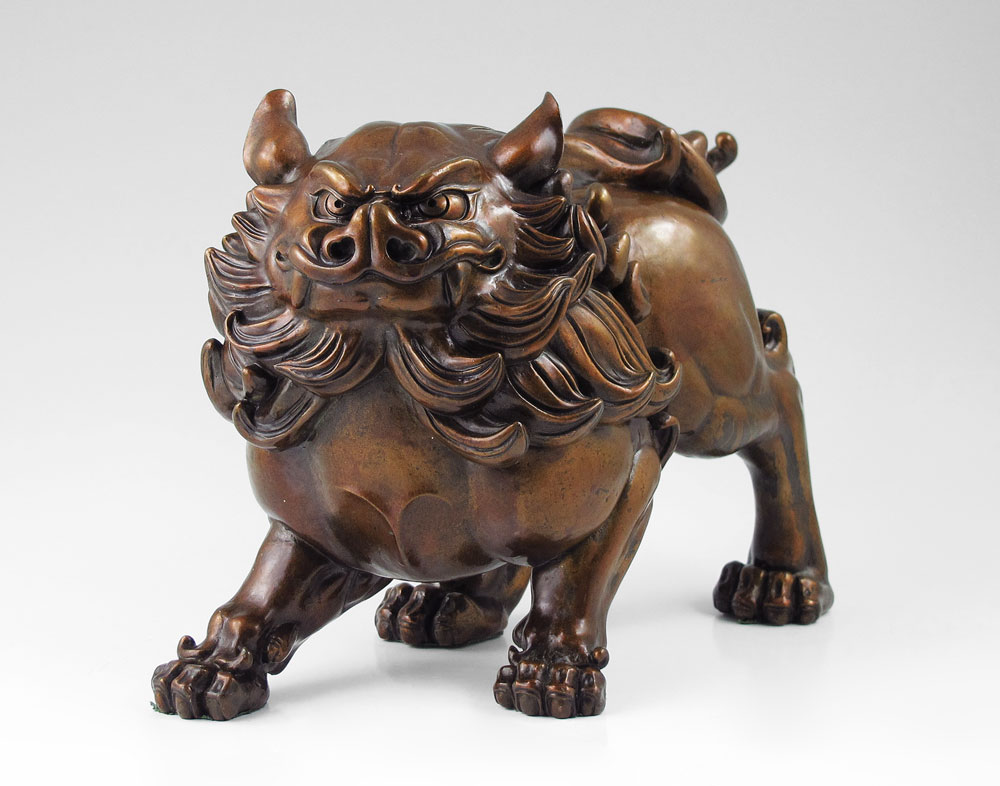 WELL MODELED FEROCIOUS FOO DOG