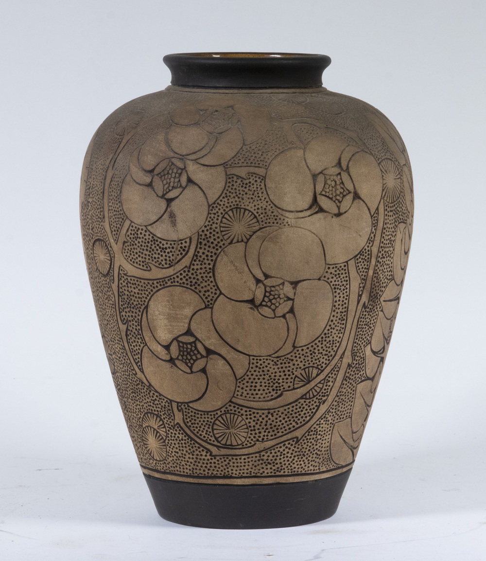 WELLER ART POTTERY VASE Circa