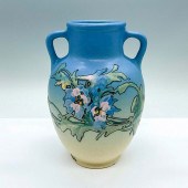 WELLER HUDSON POTTERY BY MAE T