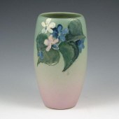 Weller Hudson vase with pink,