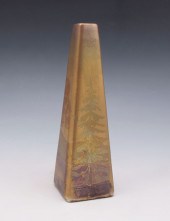 WELLER LASA IRIDESCENT POTTERY
