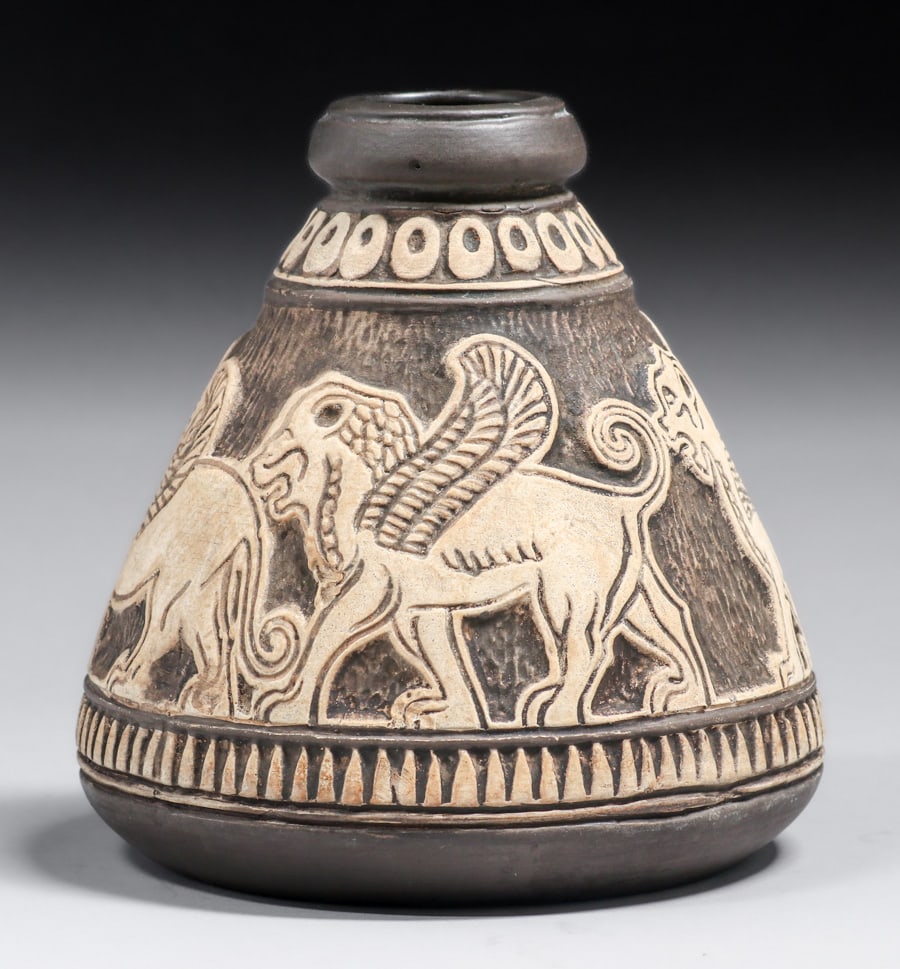 WELLER LEBANON WINGED LION VASE