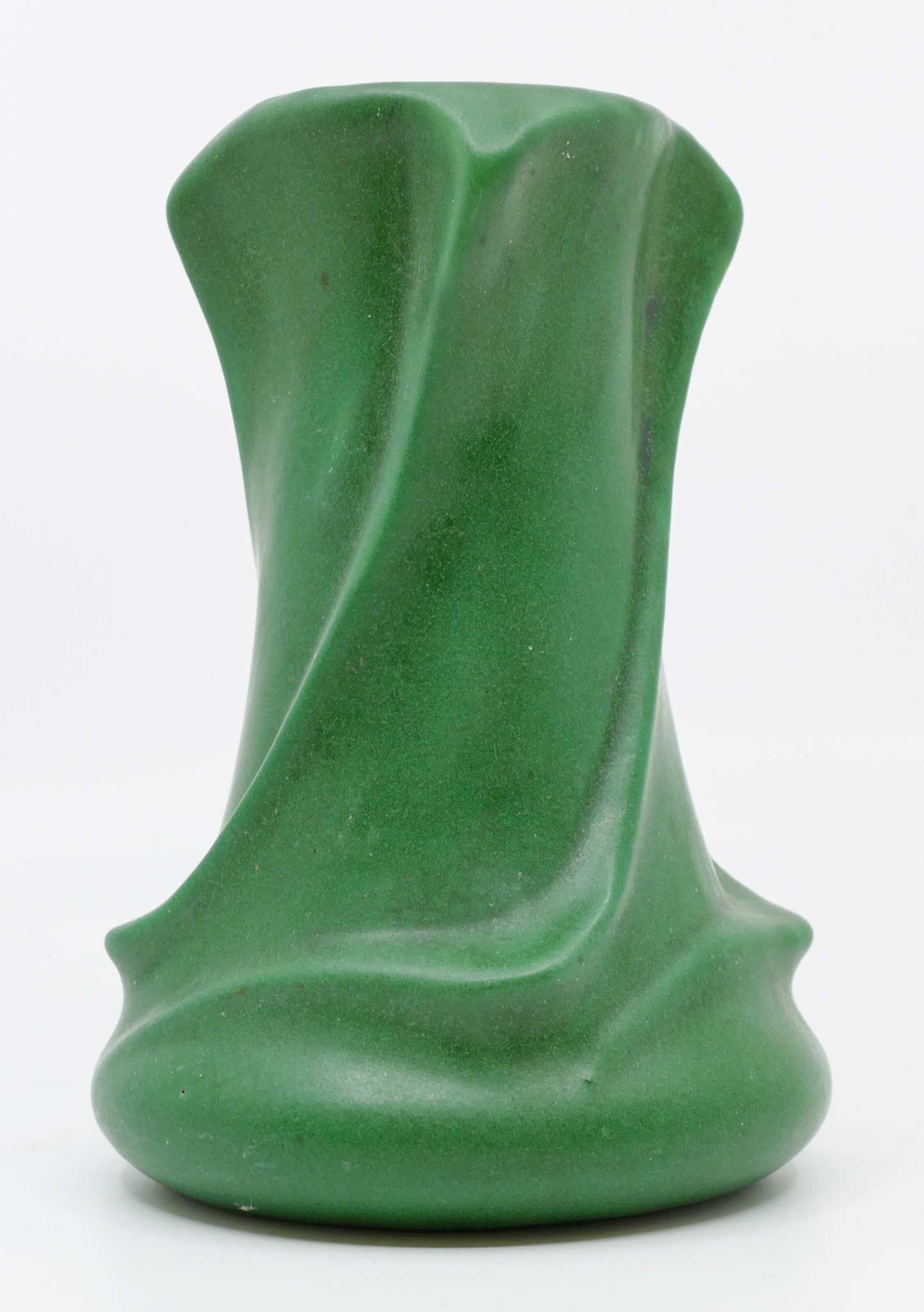 Weller Matte Green Pottery Twist