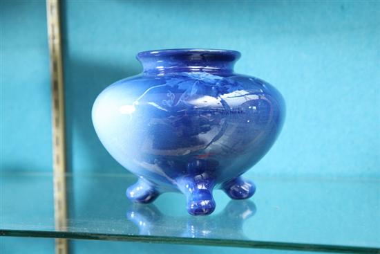 WELLER VASE. Blue Louwelsa footed