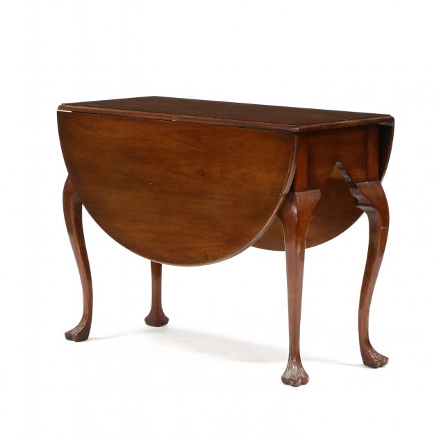 WELLINGTON HALL, MAHOGANY DROP LEAF