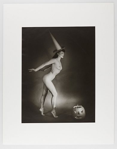 WELLINGTON LEE PHOTOGRAPH BETTIE