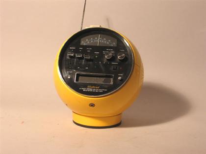 Weltron Am Fm Vibrant Yellow