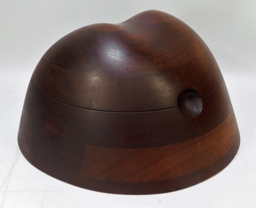 WENDELL CASTLE BIOMORPHIC CARVED