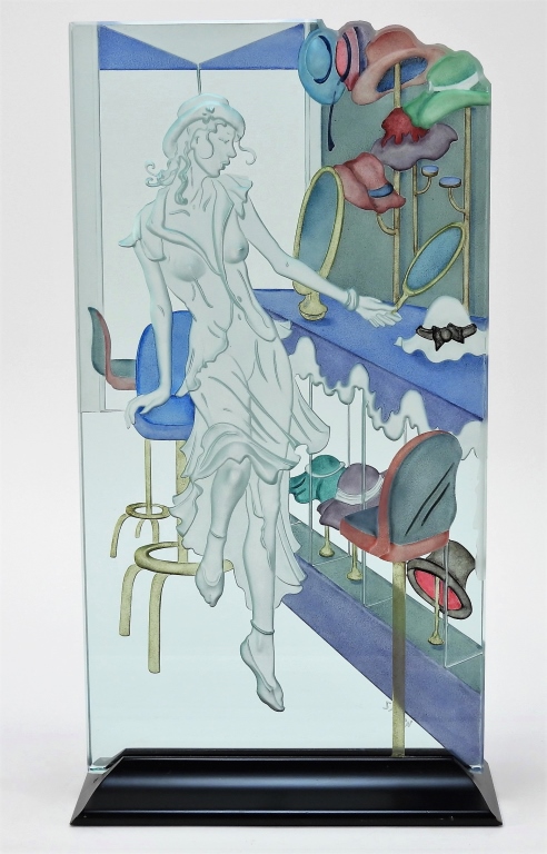 WENDY SAXON BROWN INTAGLIO CUT