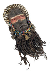 WEST AFRICAN TRIBAL WOOD CARVE