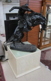 WESTERN BRONZE SCULPTURE ON DI
