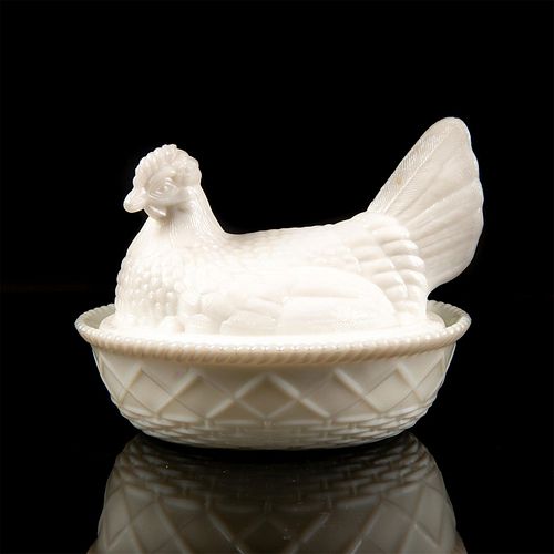 WESTMORELAND MILK GLASS HEN ON