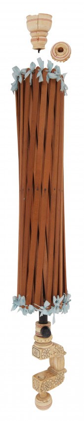 WHALE IVORY AND WOOD SWIFT 19T
