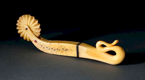 WHALE IVORY SCRIMSHAWED SERPENT PIE