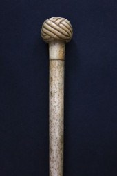 WHALEMAN CARVED ANTIQUE WHALEB