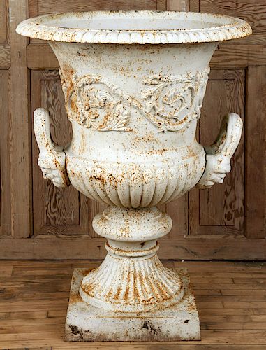 WHITE CAST IRON GARDEN URNA