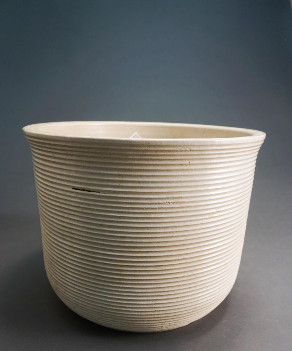 WHITE GLAZED STONEWARE PLANTERWhite