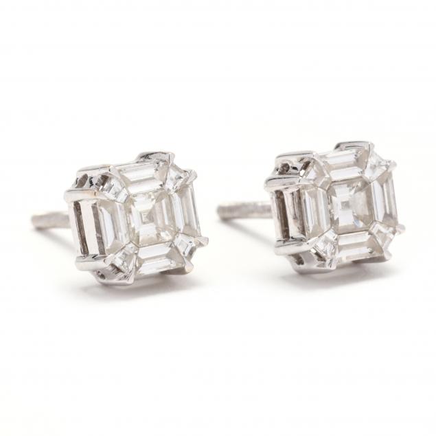WHITE GOLD AND DIAMOND CLUSTER