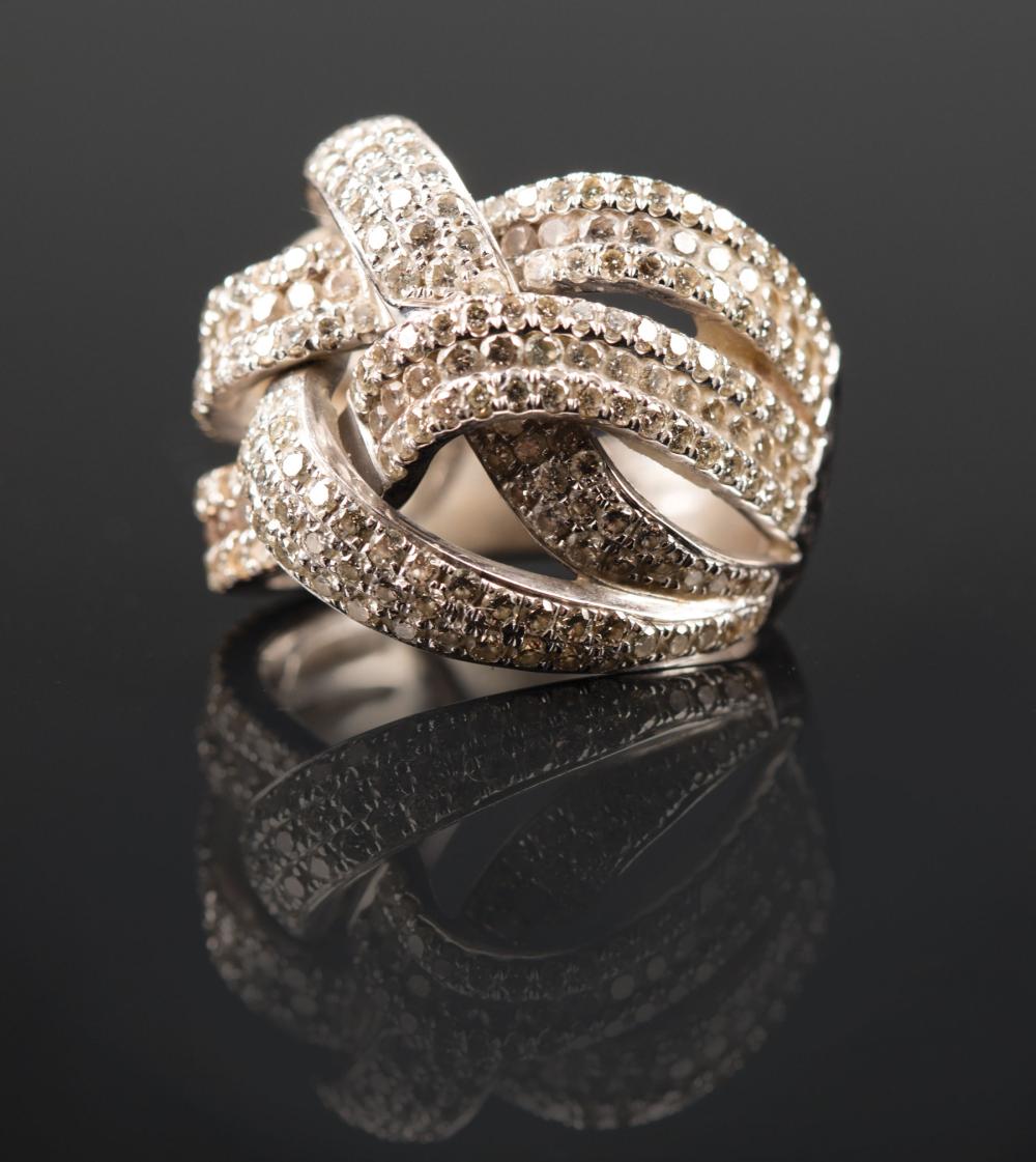 WHITE GOLD AND PAVE DIAMOND KNOT