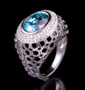 WHITE GOLD, BLUE ZIRCON AND DI