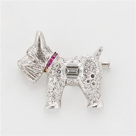 White Gold, Diamond and Ruby Dog
