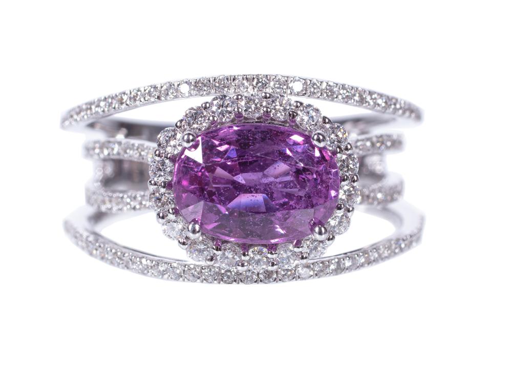WHITE GOLD, PINK SAPPHIRE AND