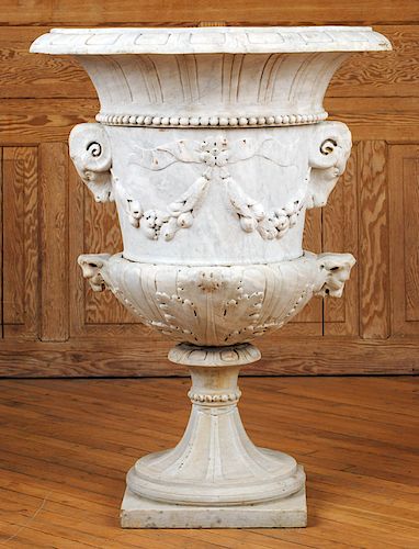 WHITE MARBLE RAM'S HEAD GARDEN URNA