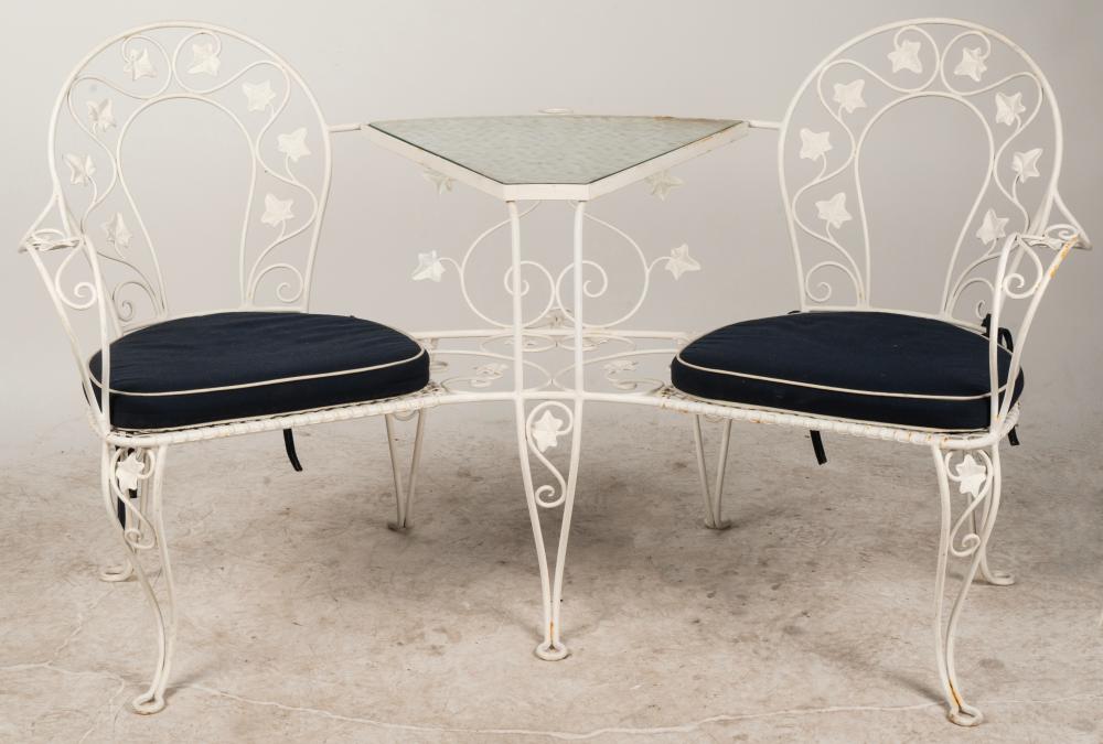 WHITE-PAINTED GARDEN