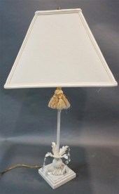WHITE PAINTED METAL TABLE LAMP