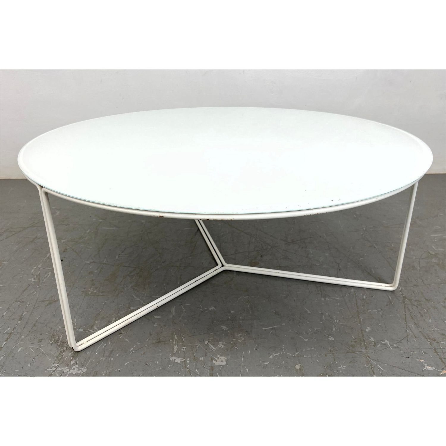 White Powder Coated Metal Round