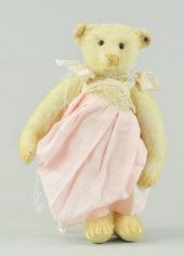WHITE STEIFF TEDDY BEAR 1906-1