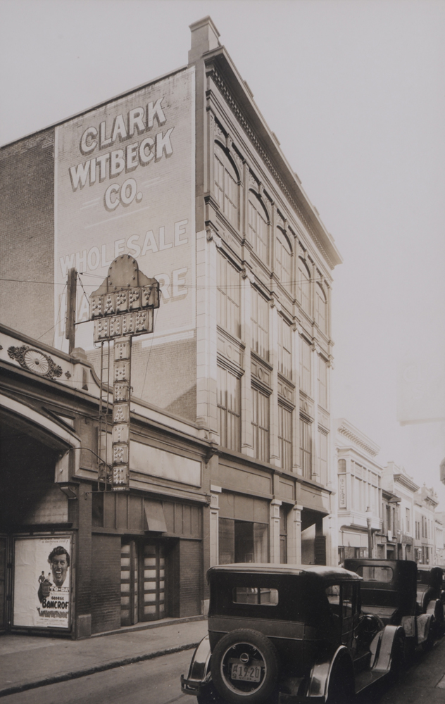 WHITE STUDIO 1929: HAPPY HOUR