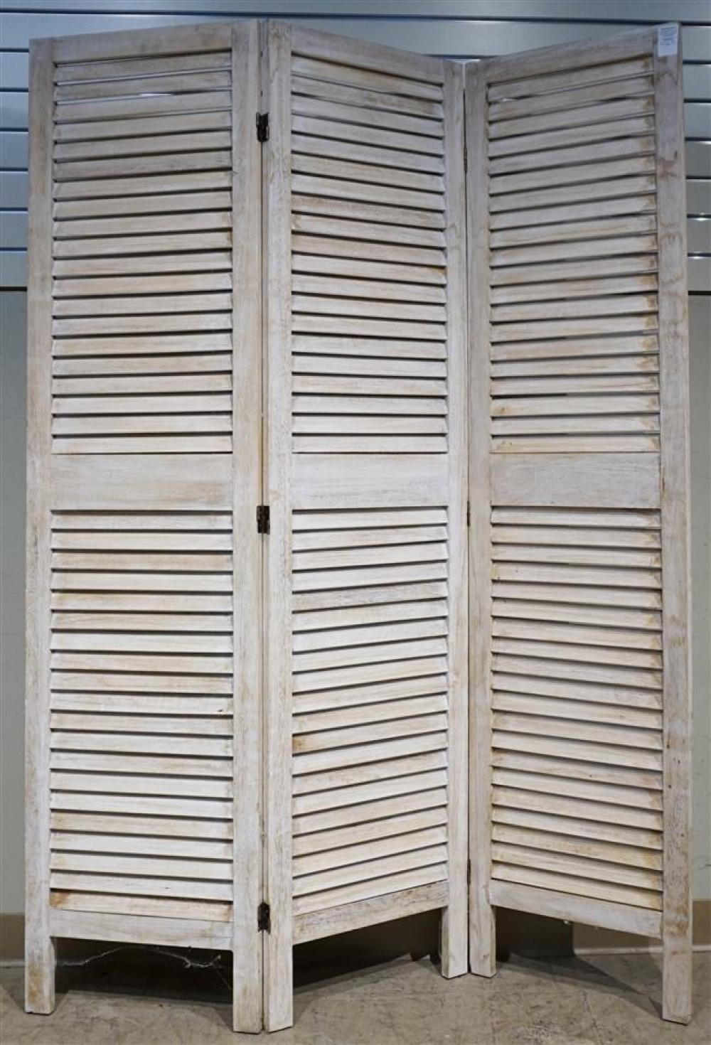 WHITE WASH THREE-FOLD FLOOR SCREEN,