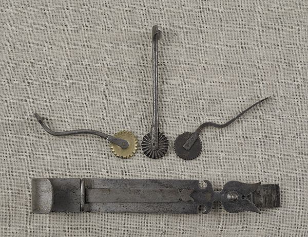 Whitesmithed trammel 19th c. with
