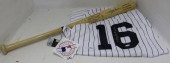 WHITEY FORD SIGNED YANKEES BAS