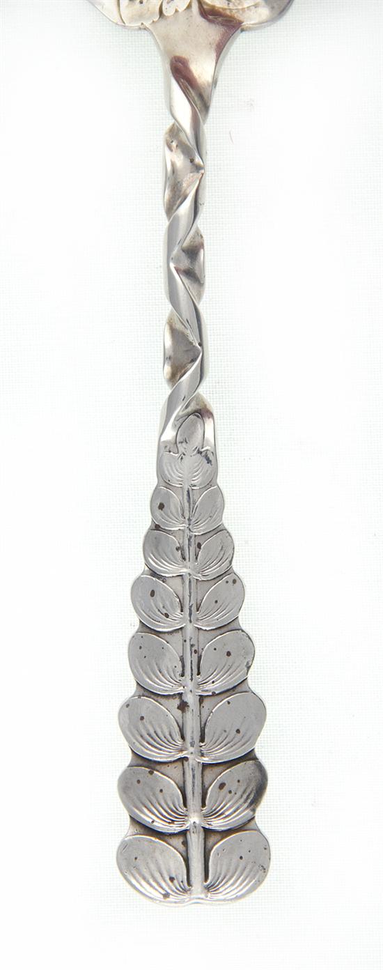 Whiting Leaf and Twist pattern