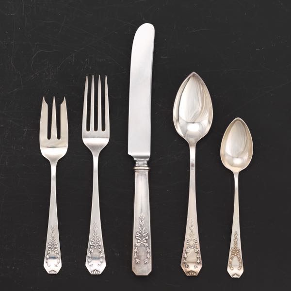 WHITING STERLING SILVER DINNER