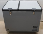 WHYNTER FM-901DZ 90-QUART DUAL