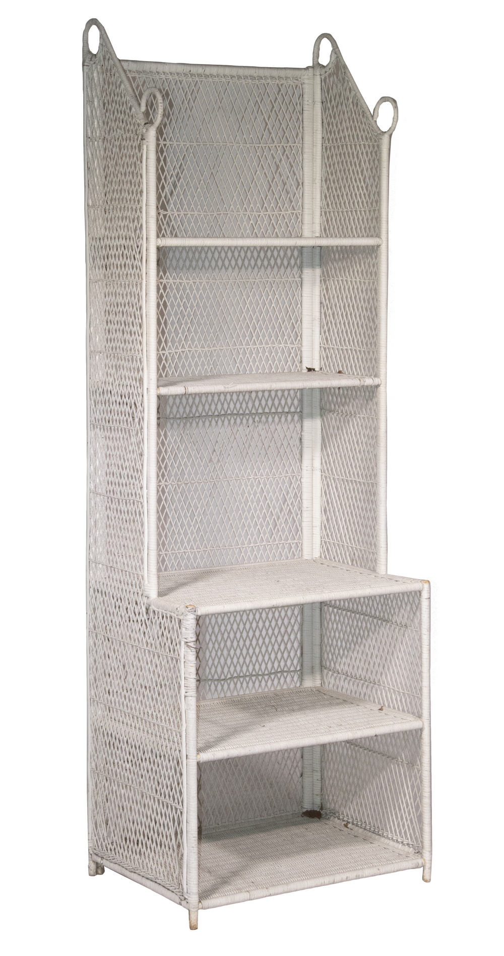 WICKER DISPLAY STAND Vintage