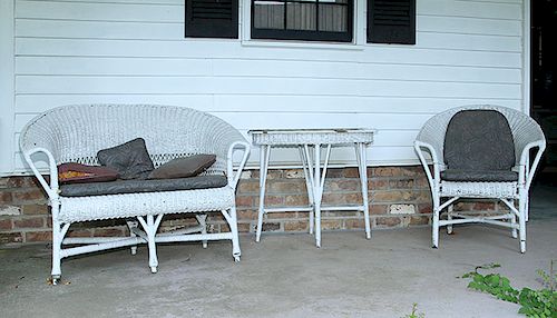 WICKER LOTThree pieces of vintage