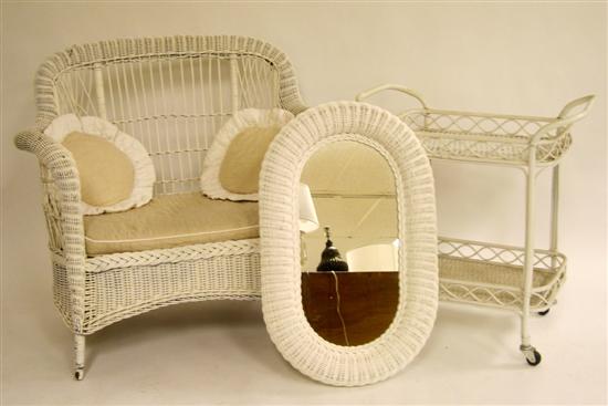Wicker small settee  round