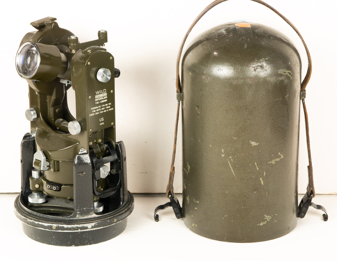 WILD HEERBRUGG THEODOLITE MODEL