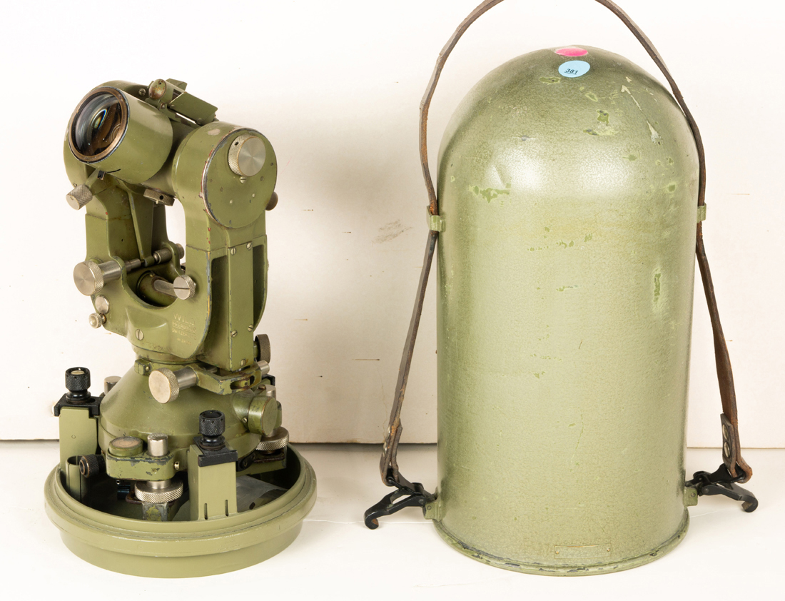 WILD HEERBRUGG THEODOLITE MODEL