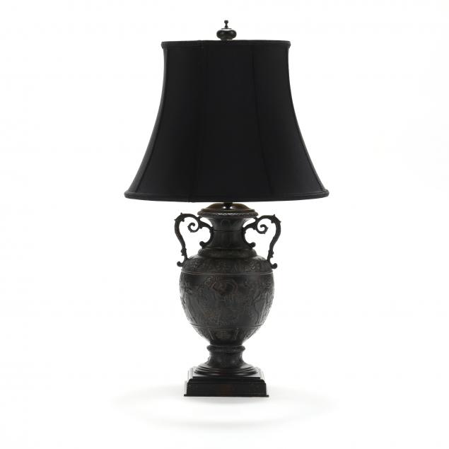 WILDWOOD, CLASSICAL STYLE URN TABLE