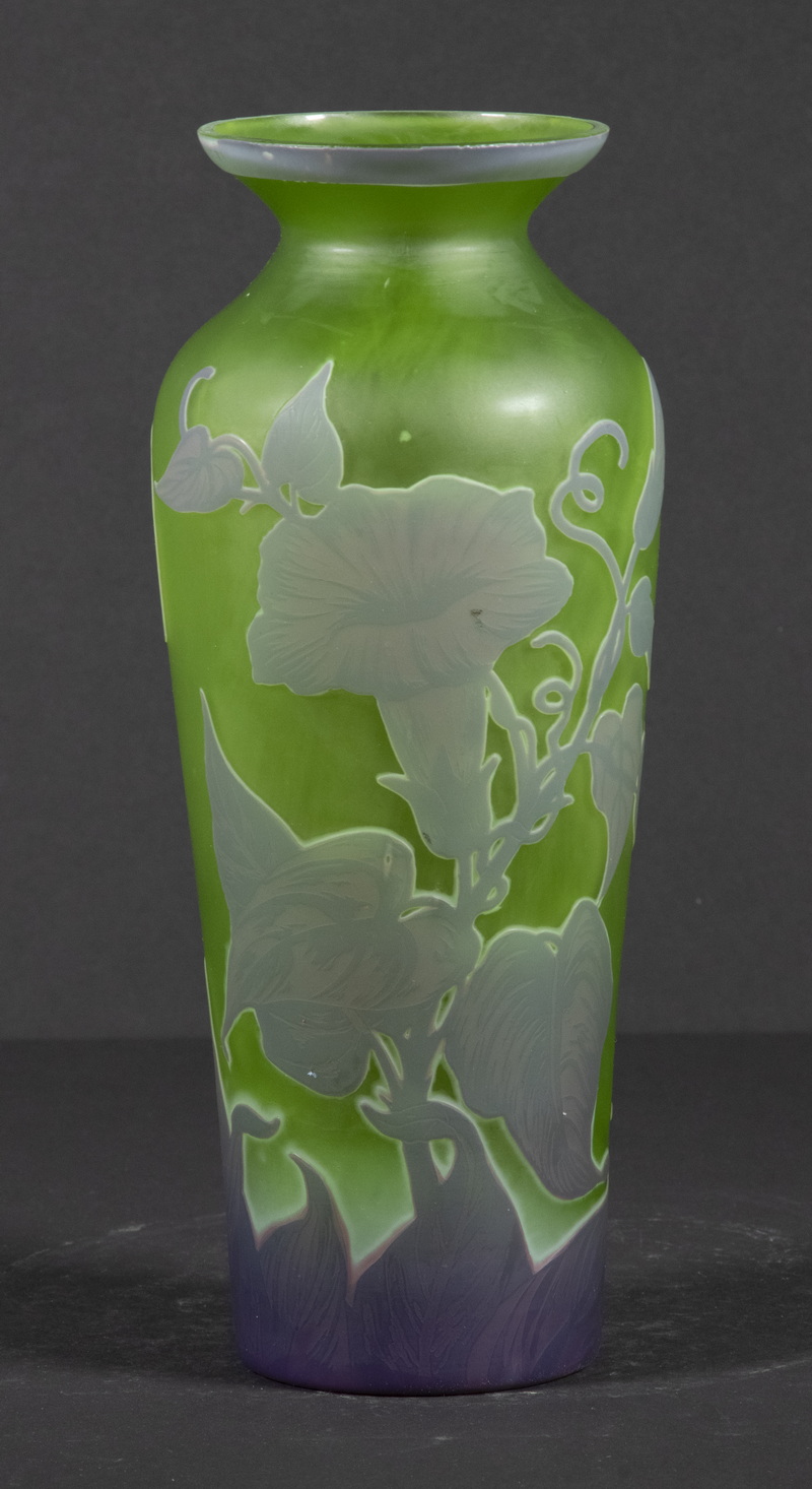 WILHELM KRALIK SOHNE CAMEO GLASS