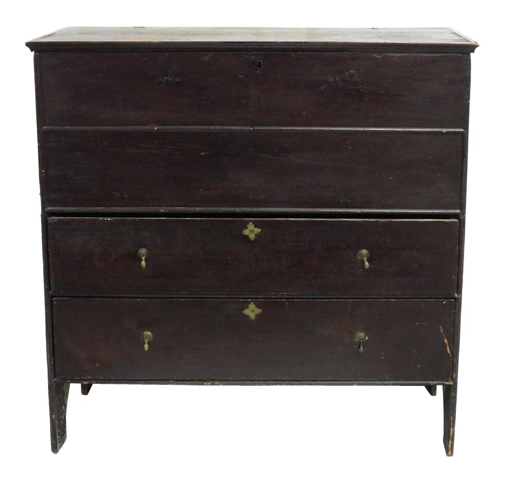 WILLIAM AND MARY BLANKET CHEST WITH