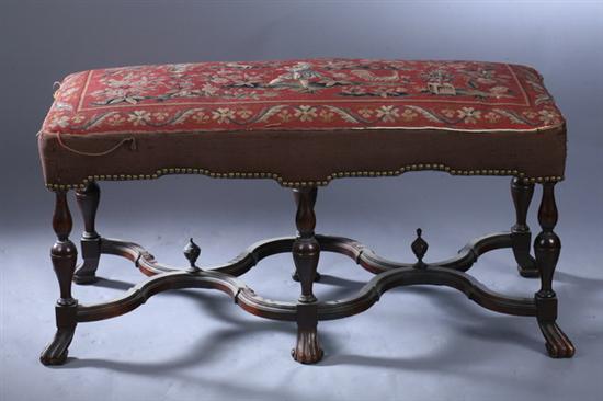 WILLIAM AND MARY STYLE MAHOGANY