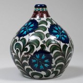 WILLIAM DE MORGAN POTTERY VASE