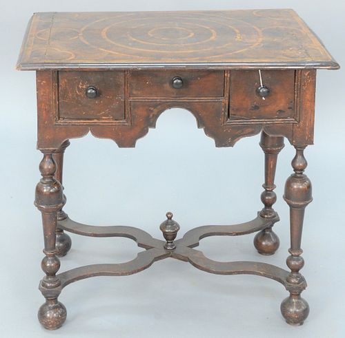 WILLIAM & MARY DRESSING TABLE